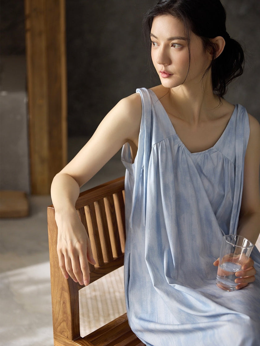Blue cotton nightgown side pocket