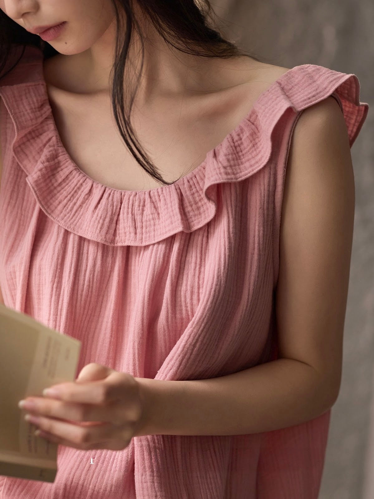 Breathable summer cotton nightgown