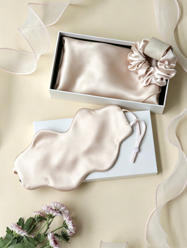 3-Piece Silk Sleep Gift Set | Pillowcase, Eye Mask & Scrunchie | Lian
