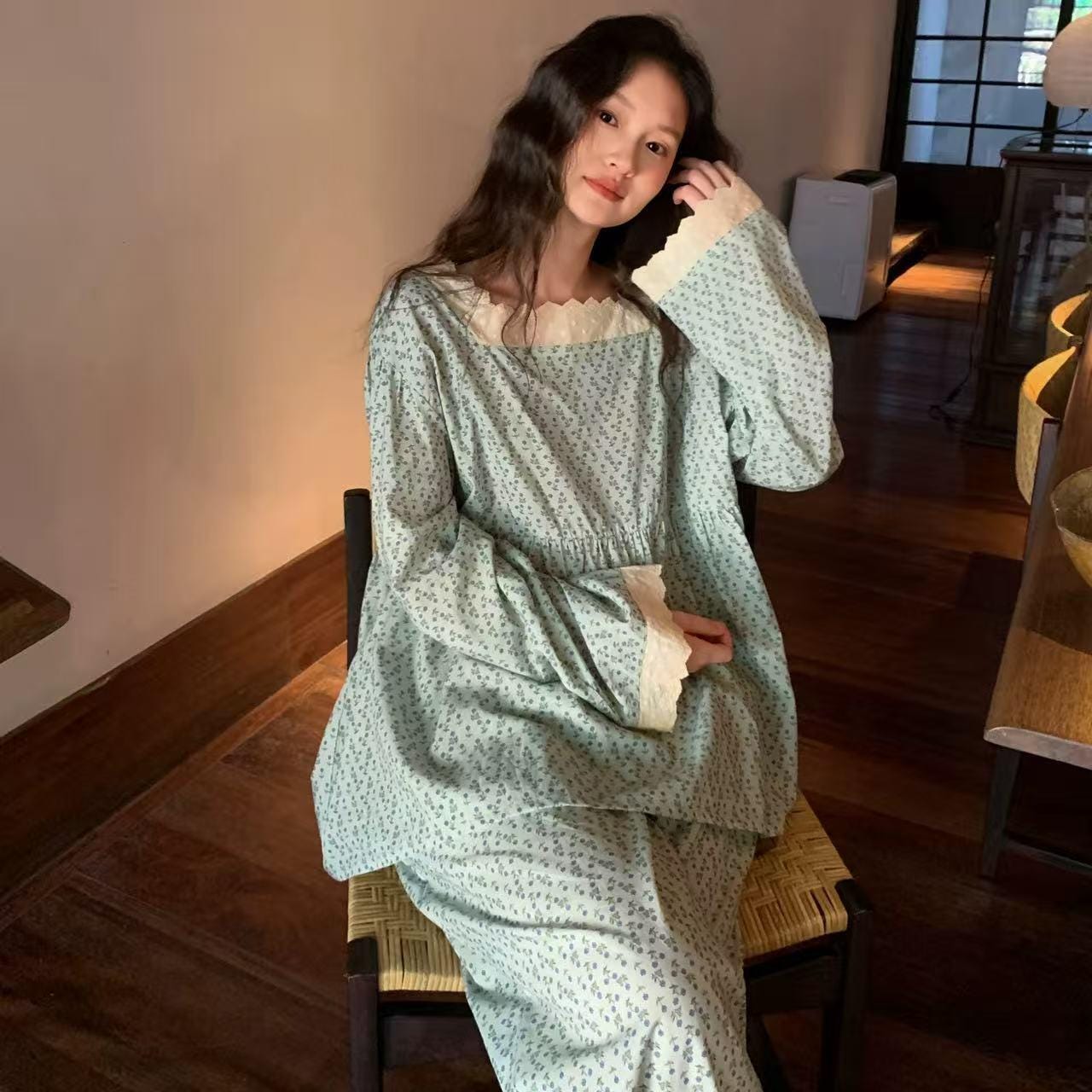 Floral Bamboo Cotton Loungewear Set: Vintage Lace Trim Pajamas