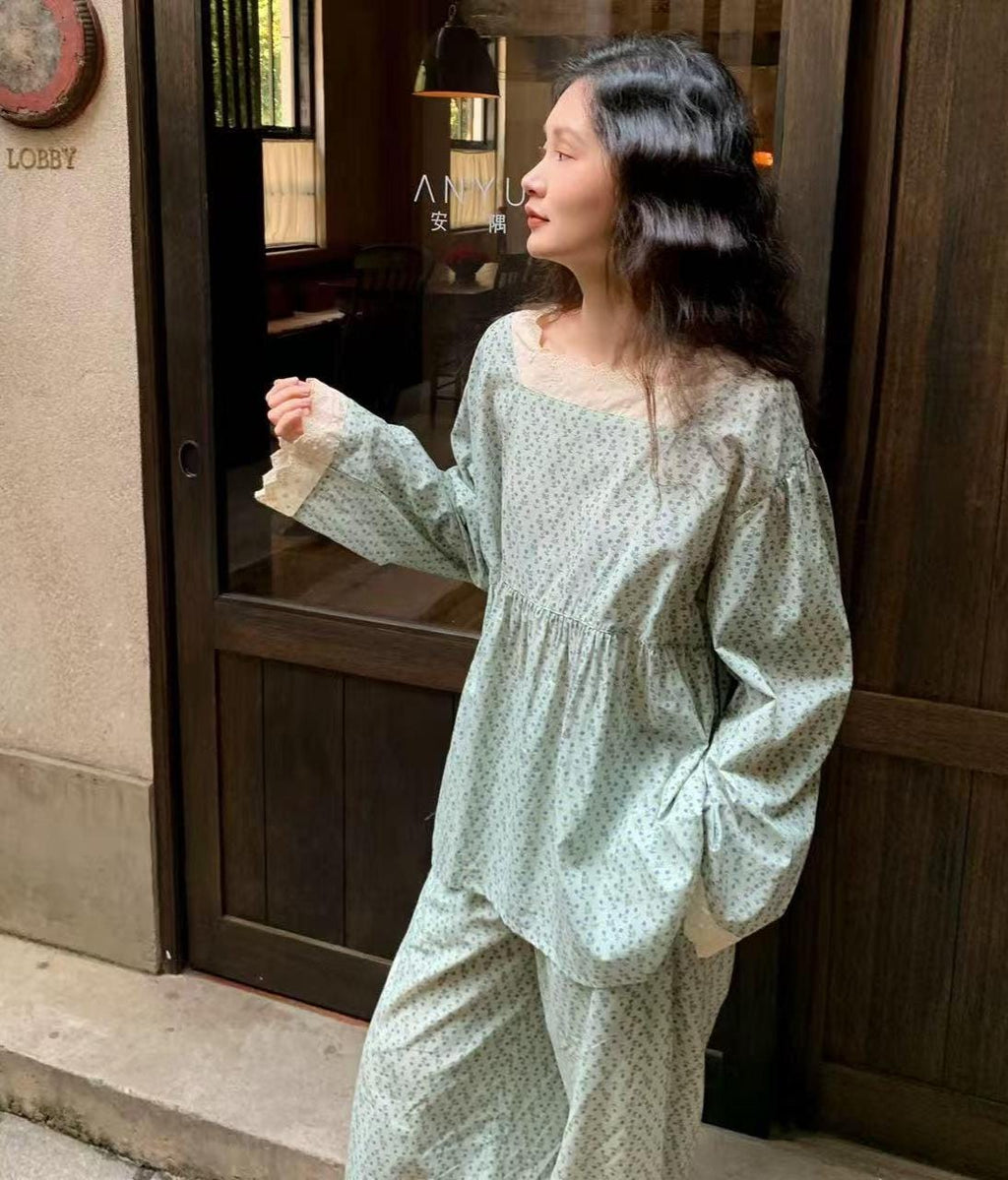 Floral Bamboo Cotton Loungewear Set: Vintage Lace Trim Pajamas