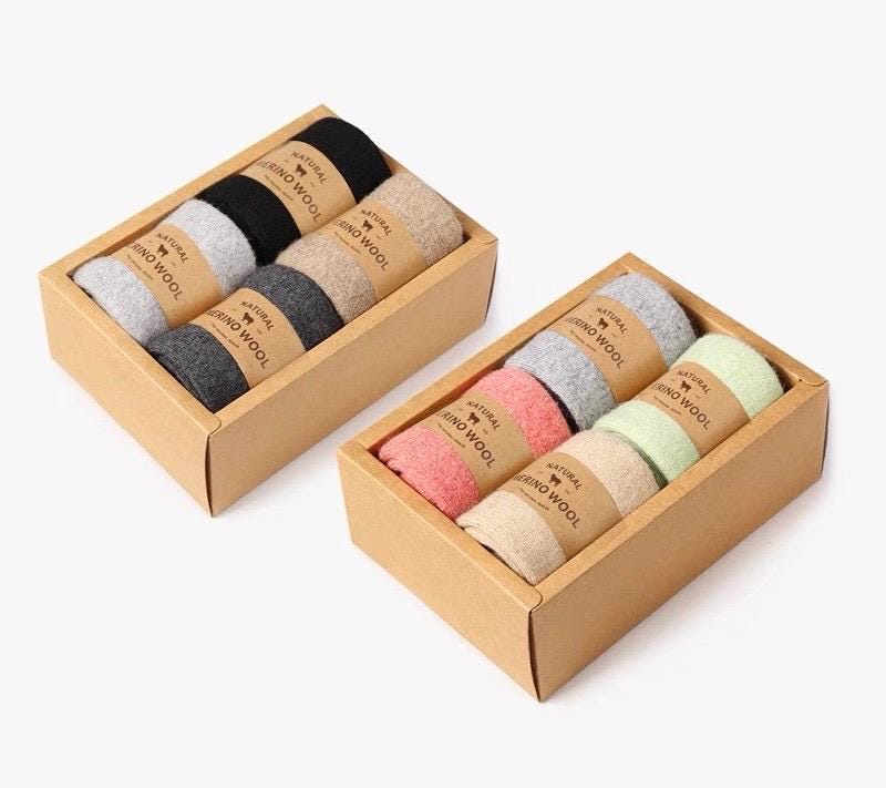 Merino Wool Socks Gift Box: Australian Wool Blend, Unisex, Set of 4 Christmas Gift Wrapped, Stocking Fillers