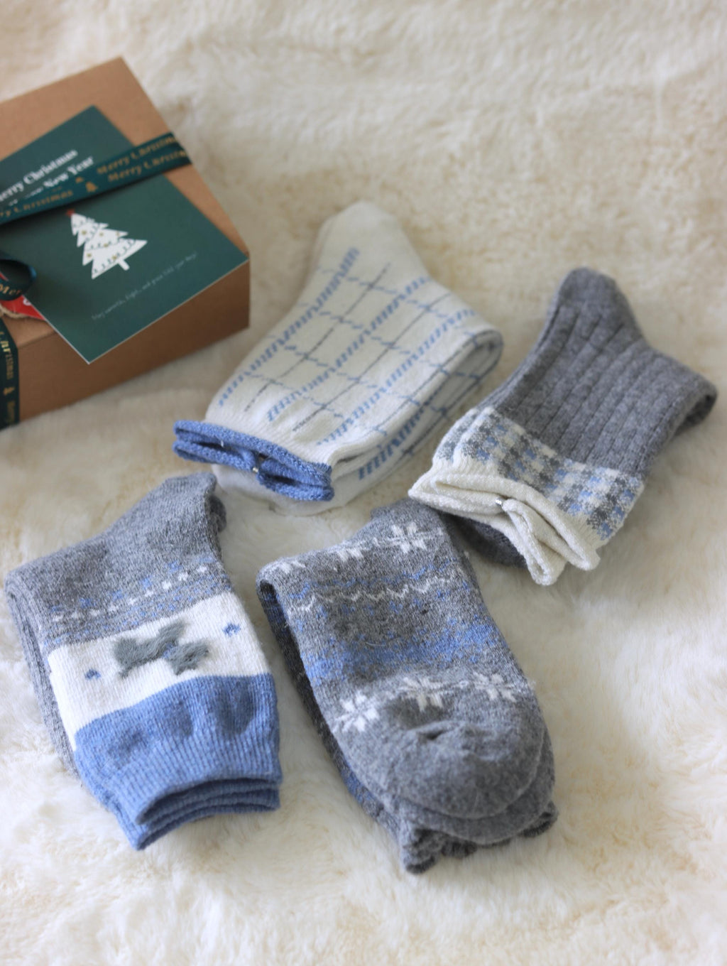 Natural Merino Wool Socks Gift Box for Women | 4 PCS Warm Winter Socks for Girls | Individual Wrapped for Christmas Stocking Fillers