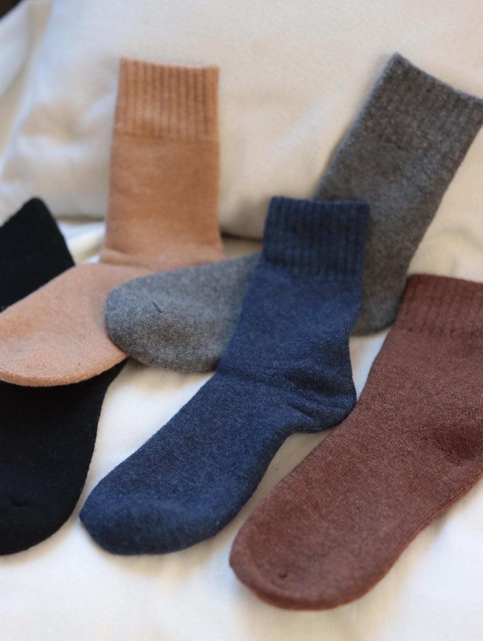 3PCS Warm Winter Merino Wool Blend Socks, Scandinavian Fair Isle, Gift-Ready Box, Thick Cozy Bed Socks, Christmas Stocking Fillers