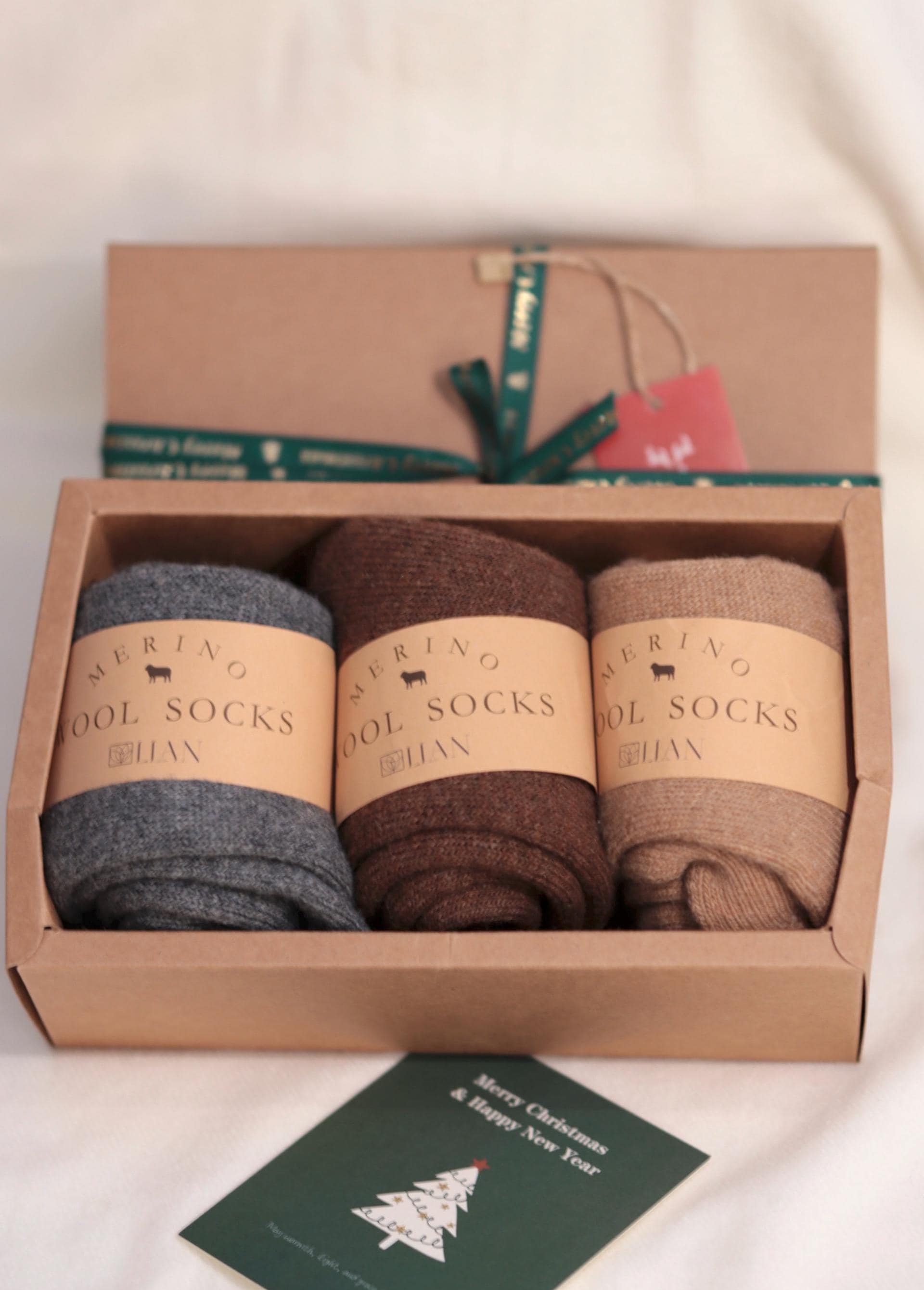 3PCS Warm Winter Merino Wool Blend Socks, Scandinavian Fair Isle, Gift-Ready Box, Thick Cozy Bed Socks, Christmas Stocking Fillers
