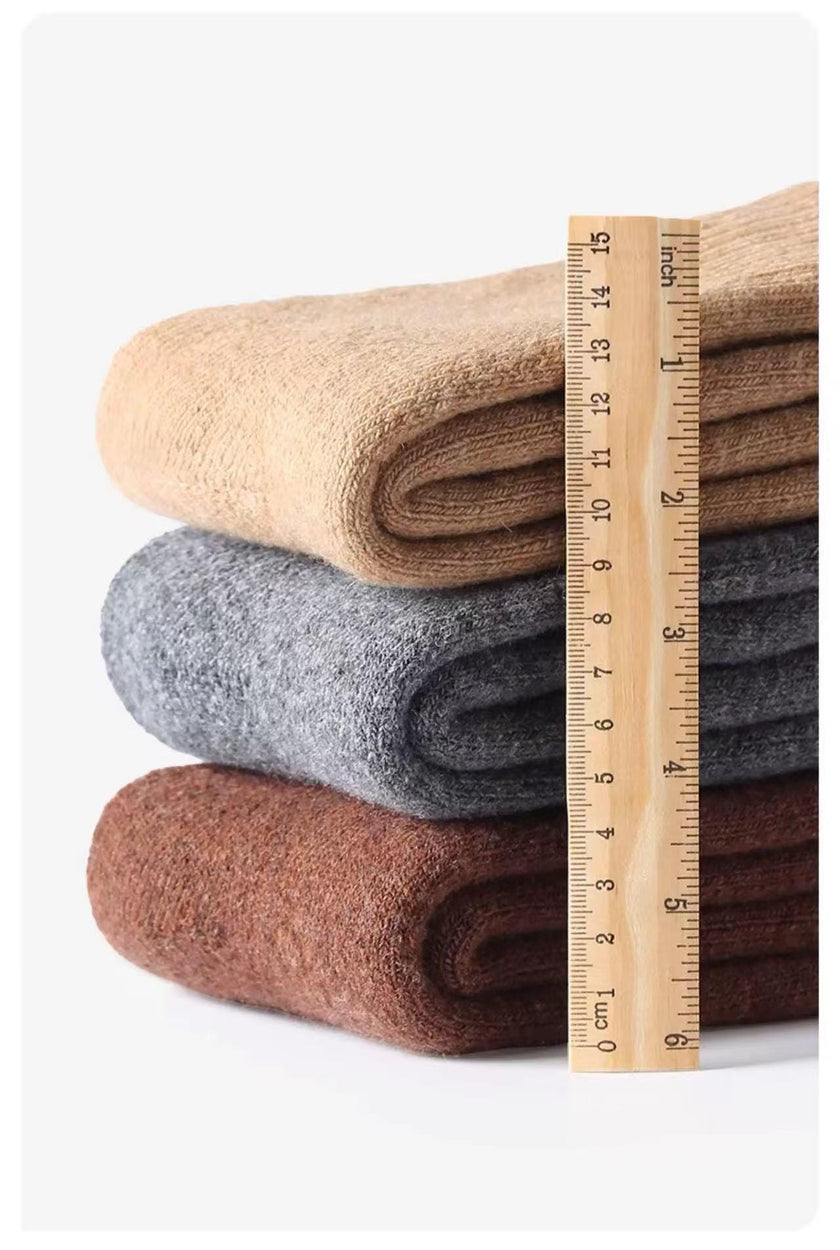 Lian Loungewear 98% Merino Wool Socks gift box, grey, ultra-soft, warm thermal winter socks for men and women, individually wrapped.