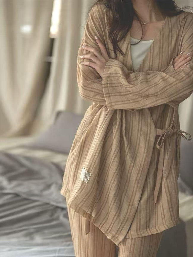 Lian Loungewear cotton gauze kimono pajama set with baby-grade softness, featuring a nightgown and matching pants for Japanese loungewear.