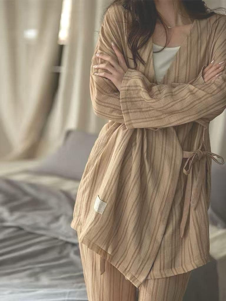 Lian Loungewear cotton gauze kimono pajama set with baby-grade softness, featuring a nightgown and matching pants for Japanese loungewear.