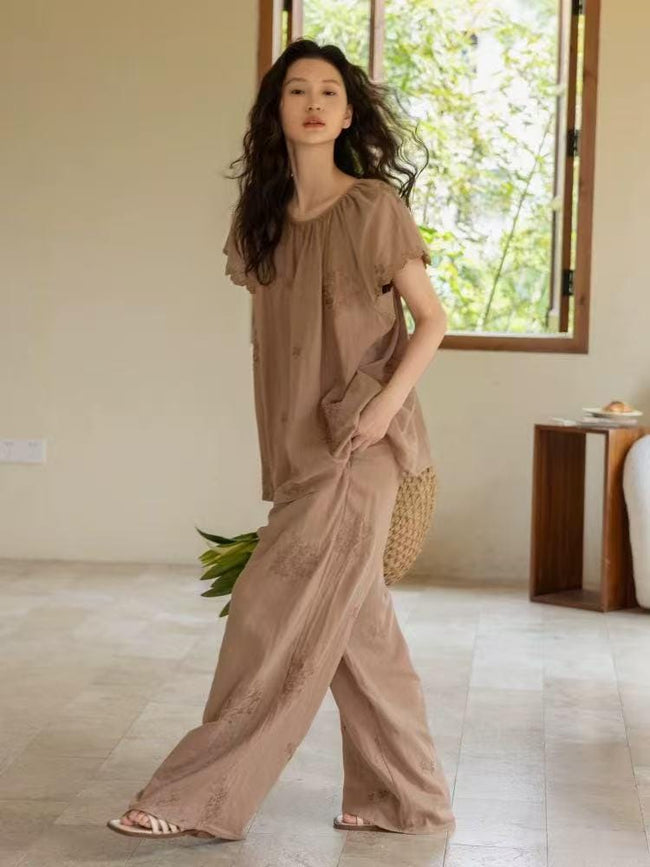 Lian Loungewear embroidered cotton gauze nightdress and pants set, soft and breathable sleepwear with delicate embroidery.