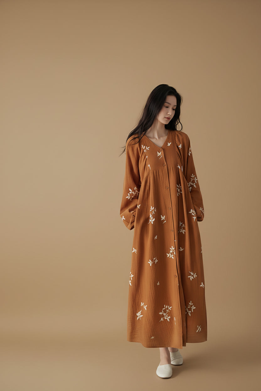 Lian Loungewear embroidered cotton gauze nightdress and pants set, soft and breathable sleepwear with delicate embroidery.