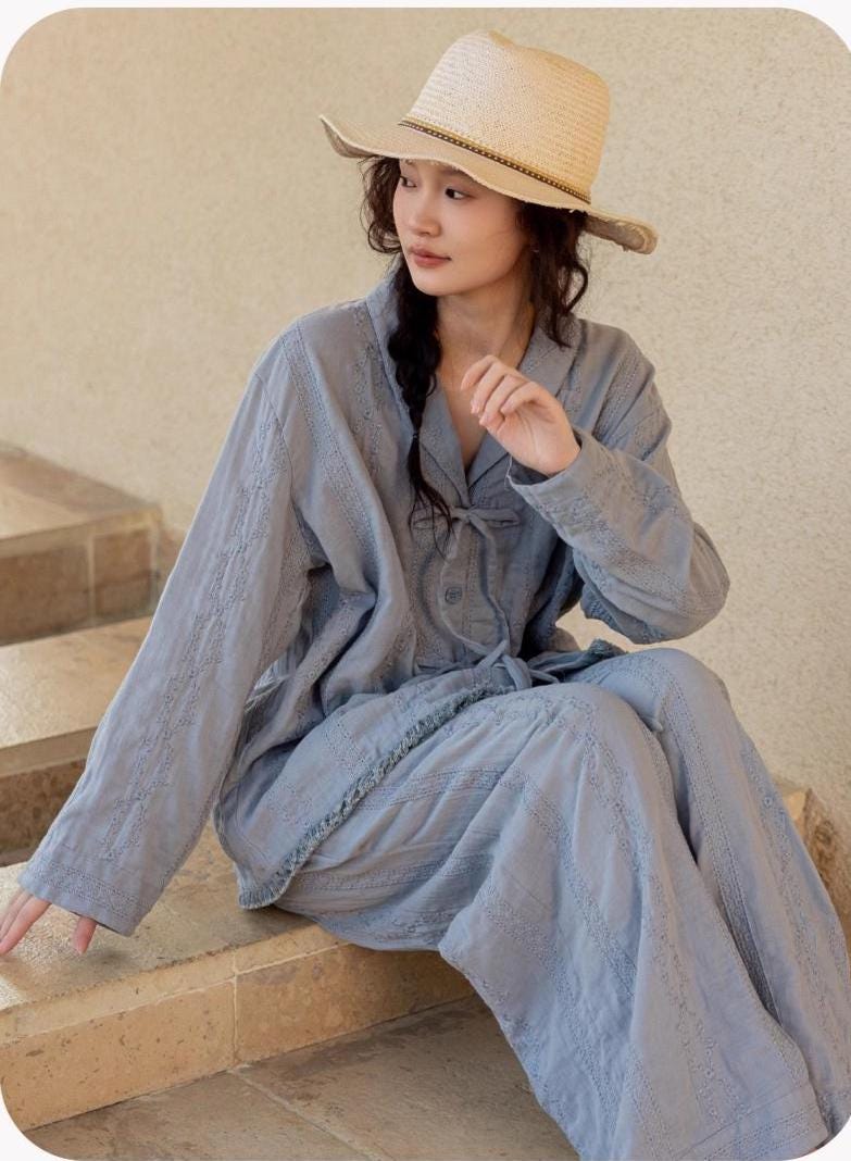 Lian Loungewear gauze cotton loungewear set with breathable linen-look fabric, including matching pants and top in soft, comfortable material.