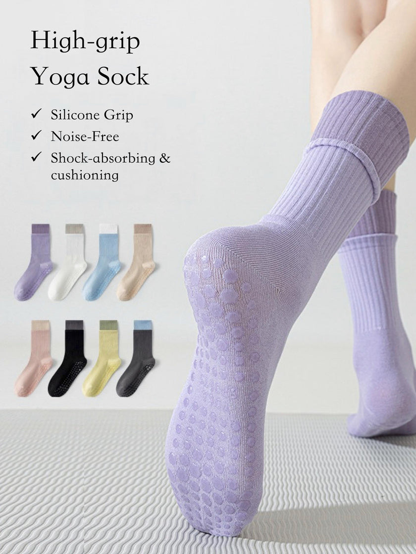 Pink Lian Loungewear Pilates grip socks for women with non-slip grip, cotton material, relaxed fit, ideal for yoga and barre workouts.