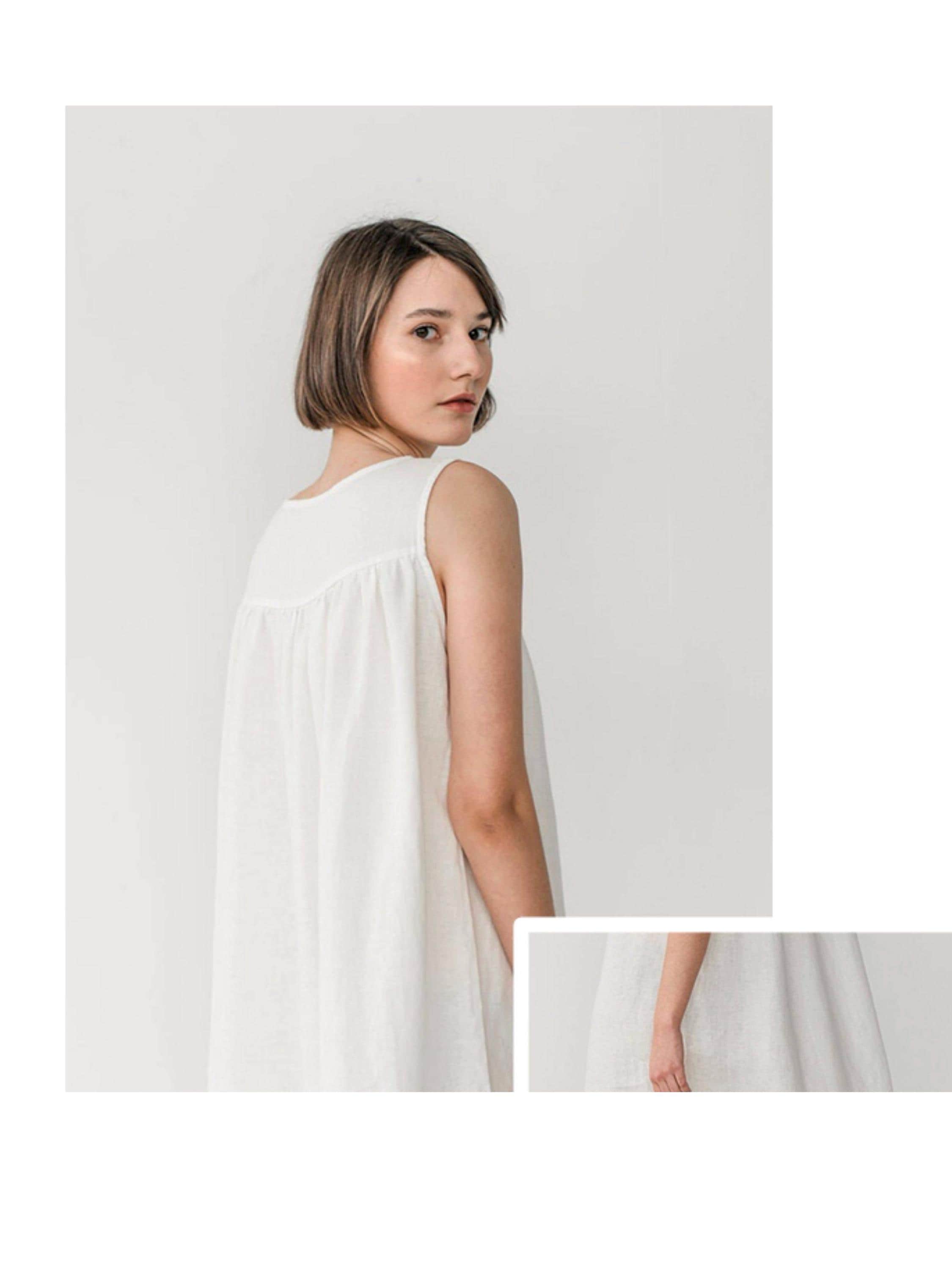 Lian Loungewear green sleeveless linen lounge dress with round neckline, lightweight and comfortable for relaxed wear.