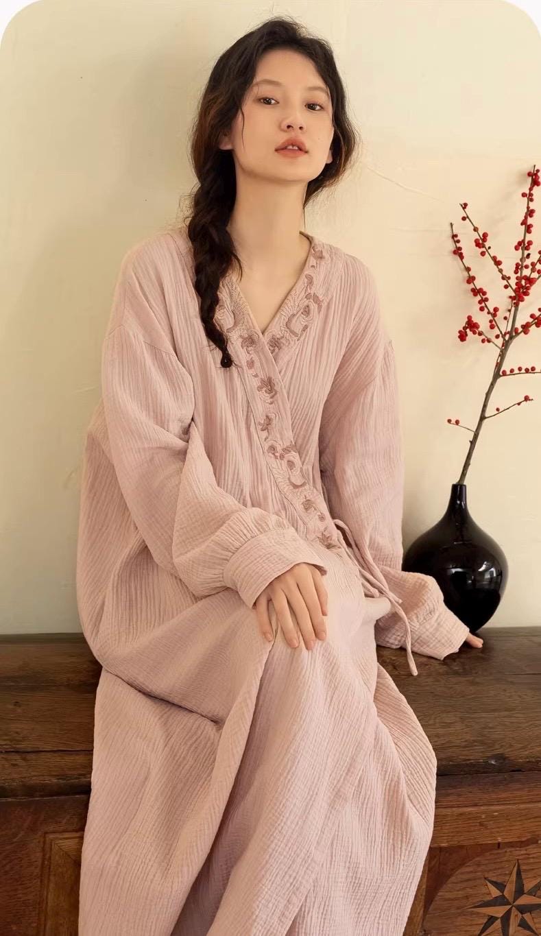 Lian Loungewear Japanese kimono robe made of embroidered cotton gauze with intricate design and relaxed fit.