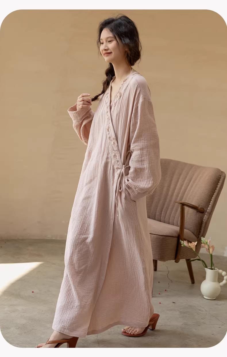 Lian Loungewear Japanese kimono robe made of embroidered cotton gauze with intricate floral patterns and wide sleeves.