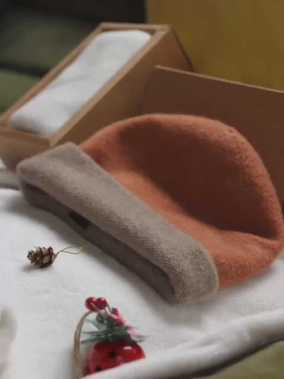 100% Cashmere Double-Tone Beanie | Soft Knit Winter Hat for Women & Men | Warm Luxury Wool Hat Gift